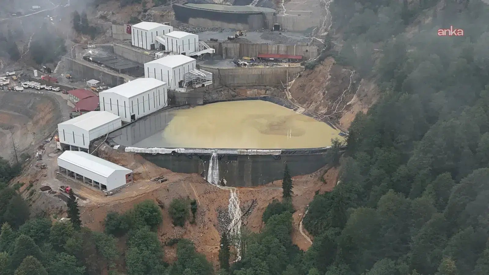 GÜNDEM Giresun’da maden sahasında atık havuzunun taştığı iddia edildi
