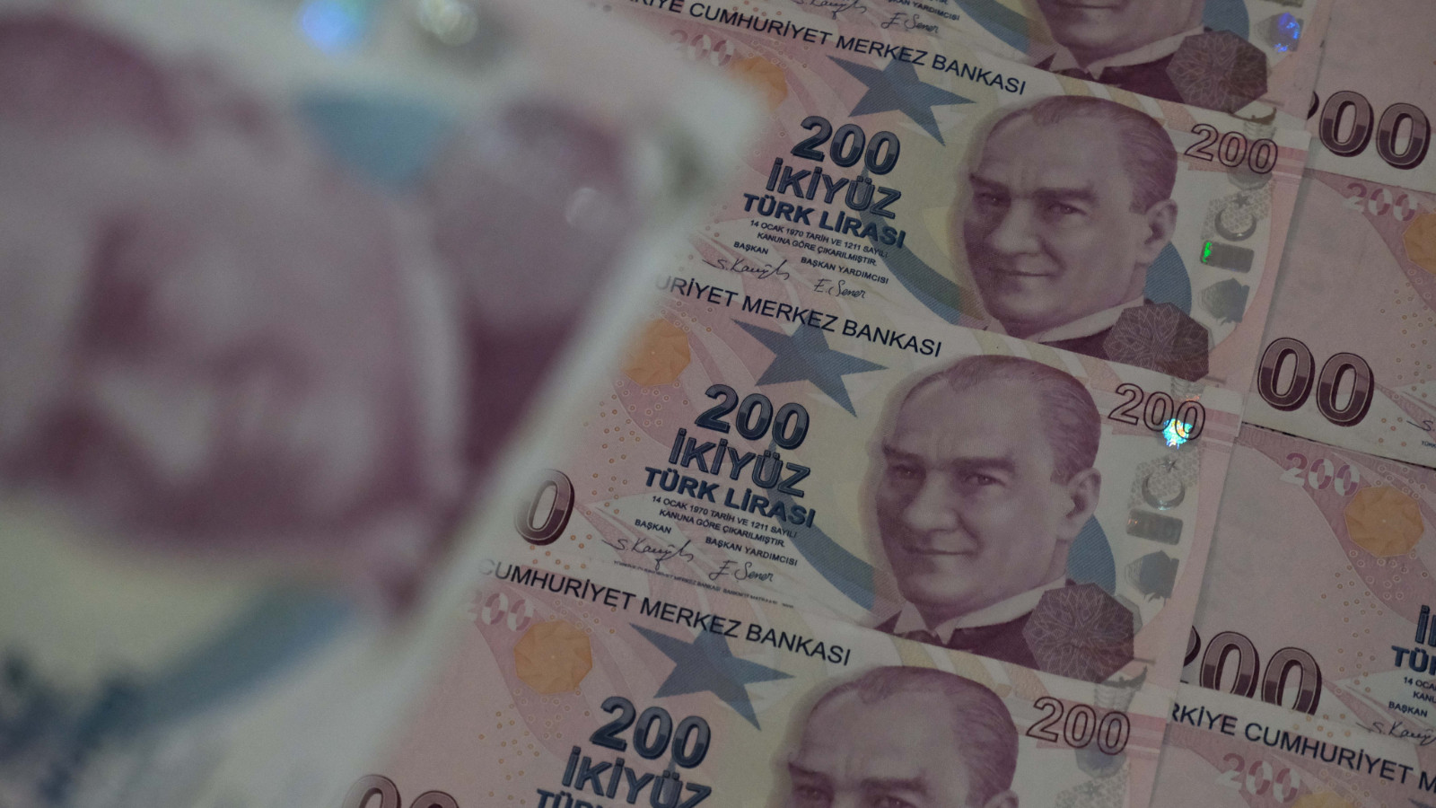 200 Bin TL İhtiyaç Kredisi İçin 24 Ay Vadeli Geri Ödeme