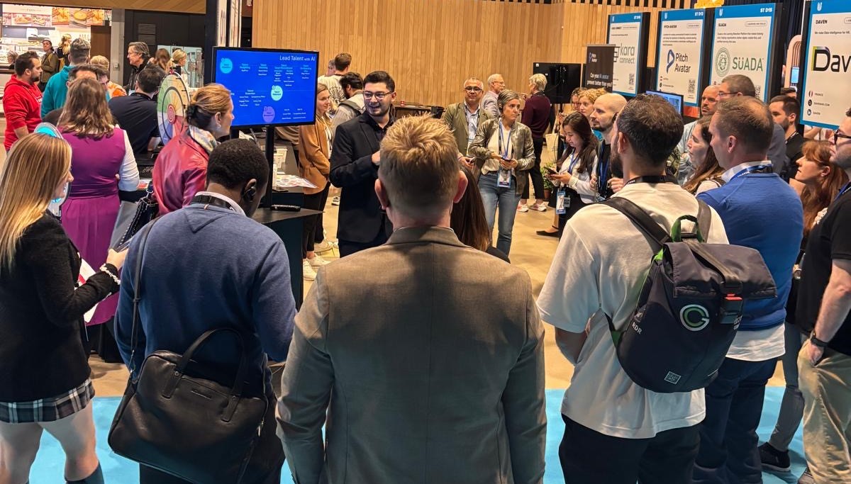 Akıllı Mülakat Asistanı Selin Paris’te Tanıtıldı Akıllı Mülakat Asistanı Selin Paris’te Tanıtıldı