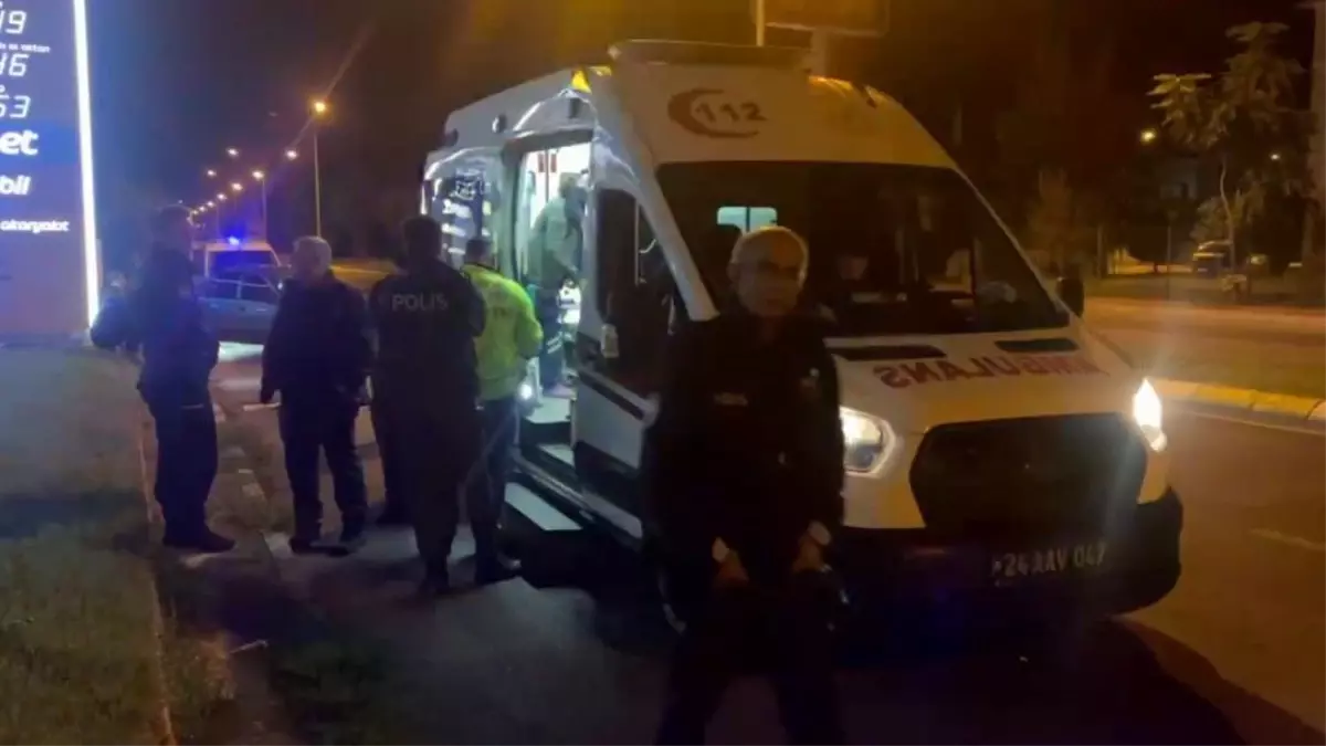 Erzincan’da Trafik Kazası: İki Sürücü Yaralandı