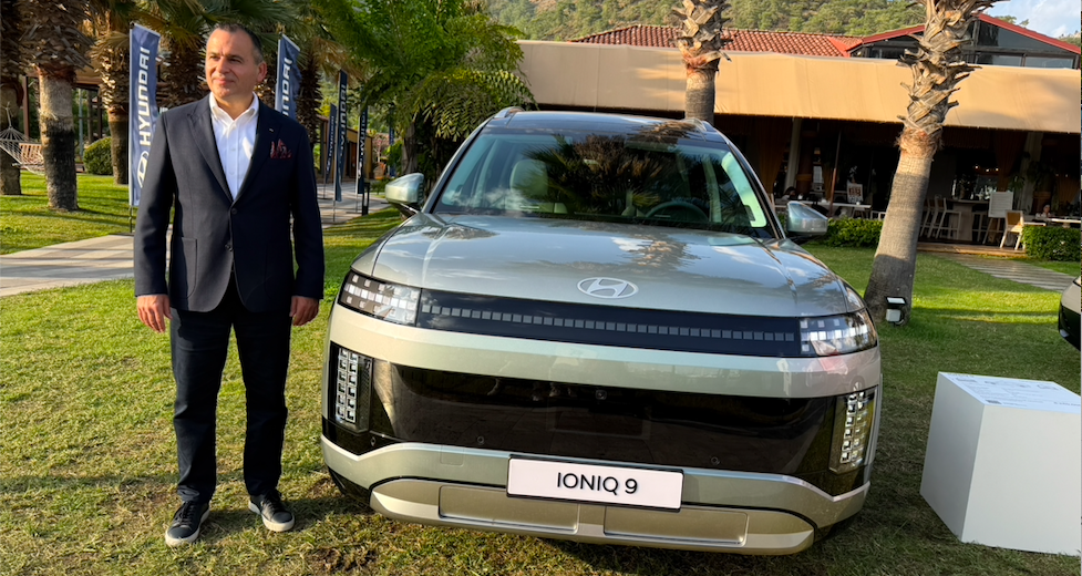 Hyundai IONIQ 9 Elektrikli SUV Türkiye’de Satışa Sunuldu Hyundai IONIQ 9 Elektrikli SUV Türkiye’de Satışa Sunuldu