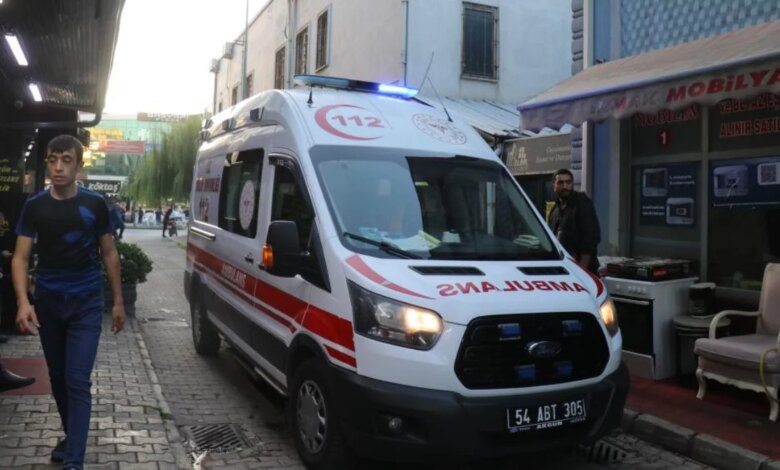 Sakarya’da marketten ürün çalmaya çalışan şahıs yaralandı