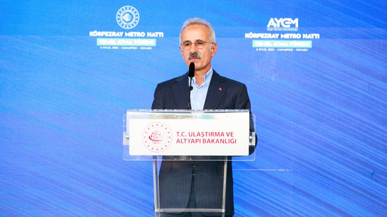 Bakan Uraloğlu, Gürcistan Altyapı Bakanı Sokhadze ile