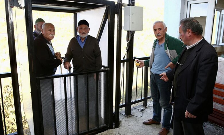 Yaşlılar ve Engelliler İçin Camiye Asansör Yapıldı Yaşlılar ve Engelliler İçin Camiye Asansör Yapıldı